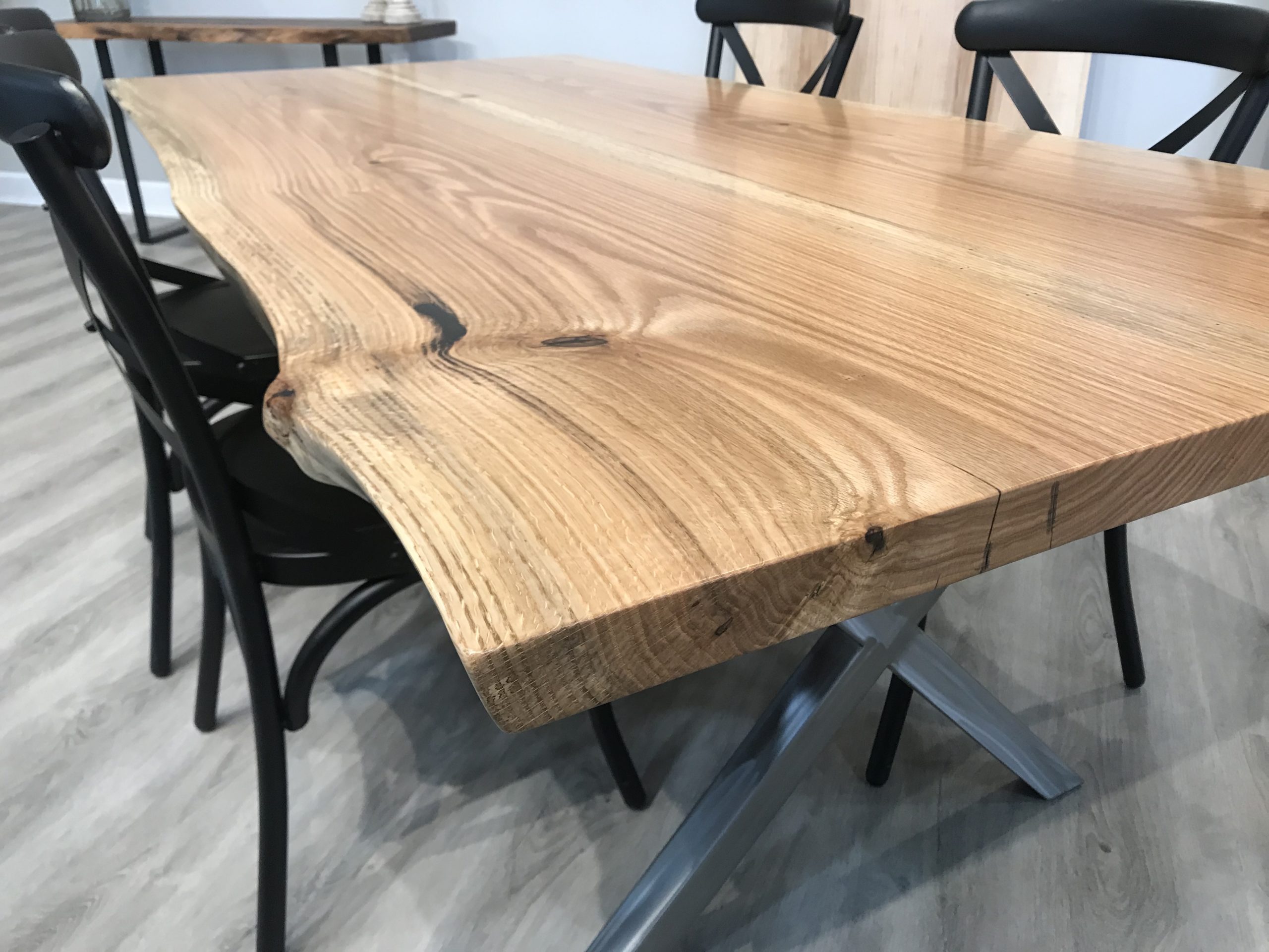 red oak dining room table